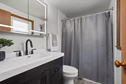 1322 W 5th Avenue, Oshkosh, WI 54902 - Photo 54