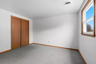 1322 W 5th Avenue, Oshkosh, WI 54902 - Photo 56