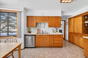 330 Main St, Oconto, WI 54153 - Photo 10