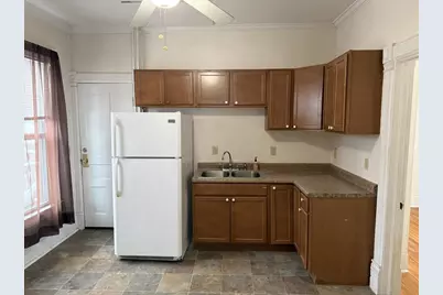 115 E Parkway Avenue, Oshkosh, WI 54901 - Photo 2