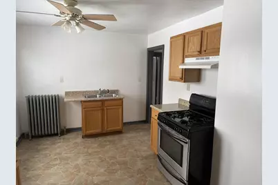 115 E Parkway Avenue, Oshkosh, WI 54901 - Photo 16