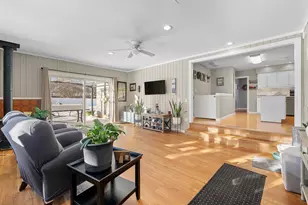 1615 W 6th Ave, Oshkosh, WI 54902 - Photo 10