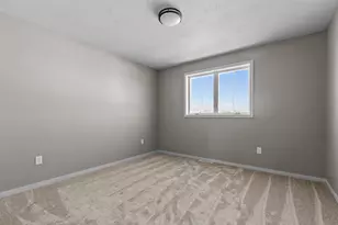 3755 E Gladiolus Pl, Appleton, WI 54913 - Photo 16