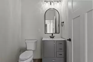 3755 E Gladiolus Pl, Appleton, WI 54913 - Photo 8