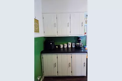 533 W 10th Avenue, Oshkosh, WI 54902 - Photo 6