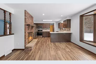 2560 St Steven Court, Green Bay, WI 54304 - Photo 18