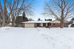 2560 St Steven Ct, Green Bay, WI 54304 - Photo 52