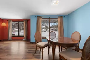 2560 St Steven Ct, Green Bay, WI 54304 - Photo 8