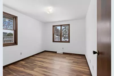 2560 St Steven Court, Green Bay, WI 54304 - Photo 32