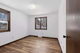 2560 St Steven Ct, Green Bay, WI 54304 - Photo 32