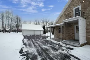 1139 Tayco Rd, Menasha, WI 54952 - Photo 8