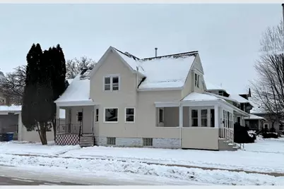 752 Franklin Street, Oshkosh, WI 54901 - Photo 1