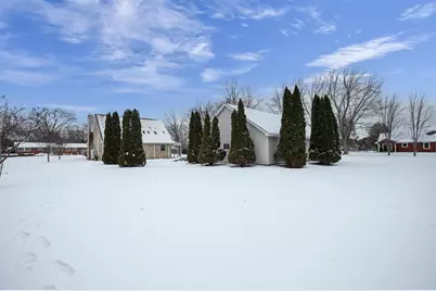 1139 Tayco Road, Menasha, WI 54952 - Photo 6