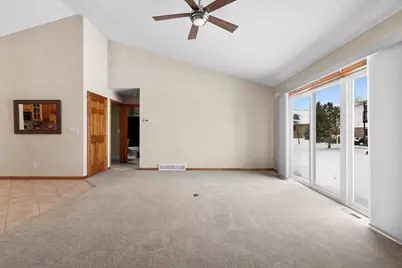 821 Killarny Trail, De Pere, WI 54115 - Photo 12