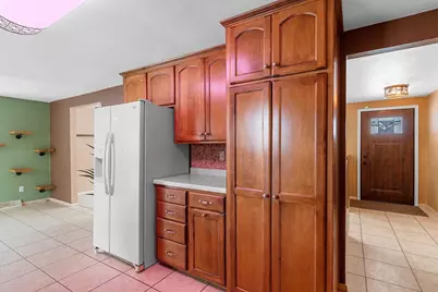 526 Bader Street, Green Bay, WI 54302 - Photo 10