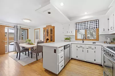 3145 N Morrison Street, Appleton, WI 54911 - Photo 6