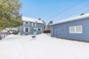 2410 Liberty Pl, Manitowoc, WI 54220 - Photo 18