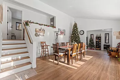 2144 E Shady Lane, Neenah, WI 54956 - Photo 8