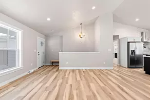 416 Tristan Dr, Shawano, WI 54166 - Photo 8