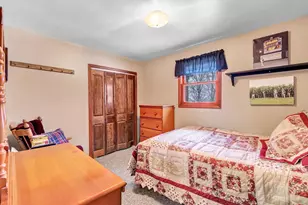 4940 Hafeman Ln, Green Bay, WI 54311 - Photo 14