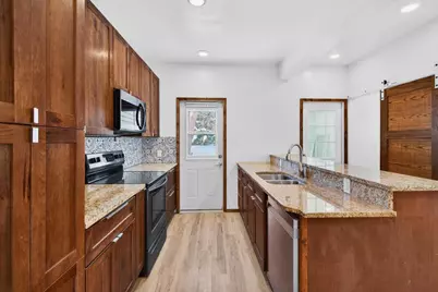 394 S Park Avenue, Fond du Lac, WI 54935 - Photo 8