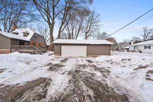 308 Fairview Way, Shawano, WI 54166 - Photo 6