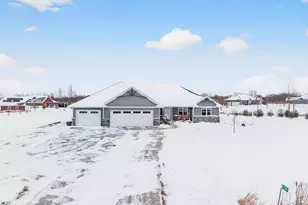 2226 Laddie Trail, De Pere, WI 54115 - Photo 48