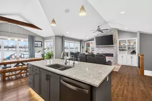 2226 Laddie Trail, De Pere, WI 54115 - Photo 4