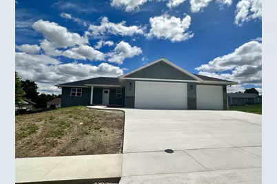 341 Leona Way, Oakfield, WI 53065 - Photo 2