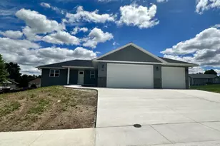 341 Leona Way, Oakfield, WI 53065 - Photo 2