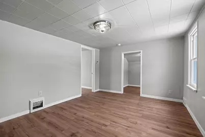 1409 S 10th Street, Manitowoc, WI 54220 - Photo 12