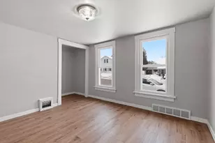 1409 S 10th St, Manitowoc, WI 54220 - Photo 18