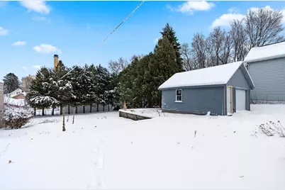 1409 S 10th Street, Manitowoc, WI 54220 - Photo 32