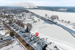 111 Canal St, Little Chute, WI 54140 - Photo 10