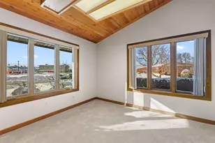 222 Ohio St, Oshkosh, WI 54902 - Photo 26