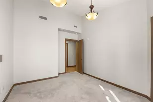 222 Ohio St, Oshkosh, WI 54902 - Photo 12