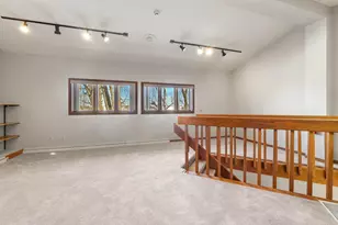 222 Ohio St, Oshkosh, WI 54902 - Photo 32