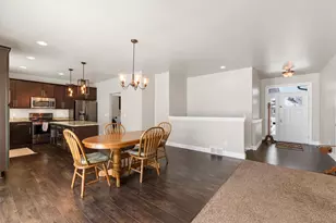 461 T-Bird Dr, Fond du Lac, WI 54935 - Photo 6