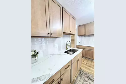 528 Madison Street, Reedsville, WI 54230 - Photo 8