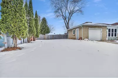 358 Lloyd Street, Fond du Lac, WI 54935 - Photo 22