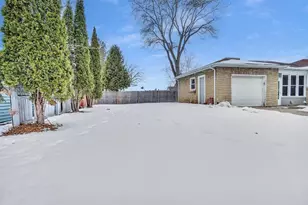 358 Lloyd St, Fond du Lac, WI 54935 - Photo 22