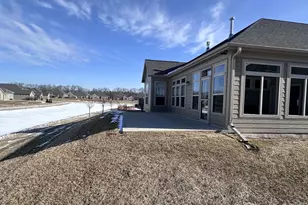 159 N Bedford Rd, Green Bay, WI 54311 - Photo 4