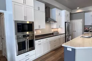 159 N Bedford Rd, Green Bay, WI 54311 - Photo 16