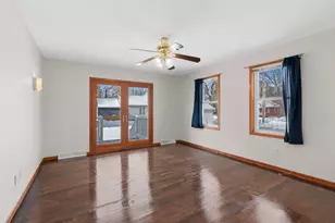 210 River St, Neenah, WI 54956 - Photo 14