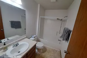 2286 Spring Meadow Dr, Neenah, WI 54956 - Photo 18