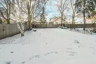 525 School Ave, Oshkosh, WI 54901 - Photo 12