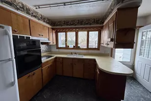 2310 18th St, Menominee, MI 49858 - Photo 4