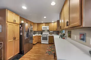 1217 Charles St, De Pere, WI 54115 - Photo 12