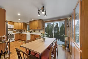 1217 Charles St, De Pere, WI 54115 - Photo 10