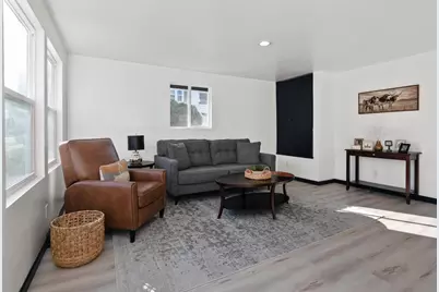 846 Bellevue Street, Green Bay, WI 54302 - Photo 4